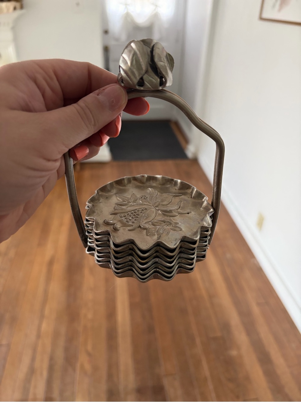 Vintage Metal Floral Stackable Coaster Set with Carrying Handle
